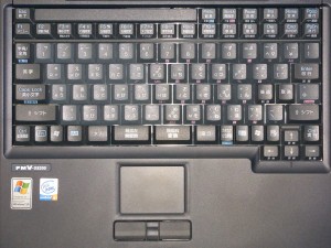 RIMG0004 FMV-X8200搭載の親指シフトキーボード