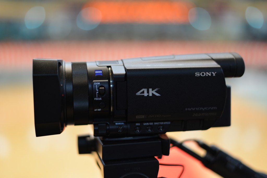 Sony Handycam AX-100