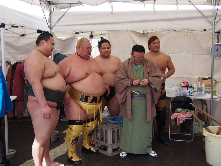 どすこいマルシェ