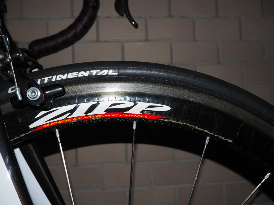ZIPP 303