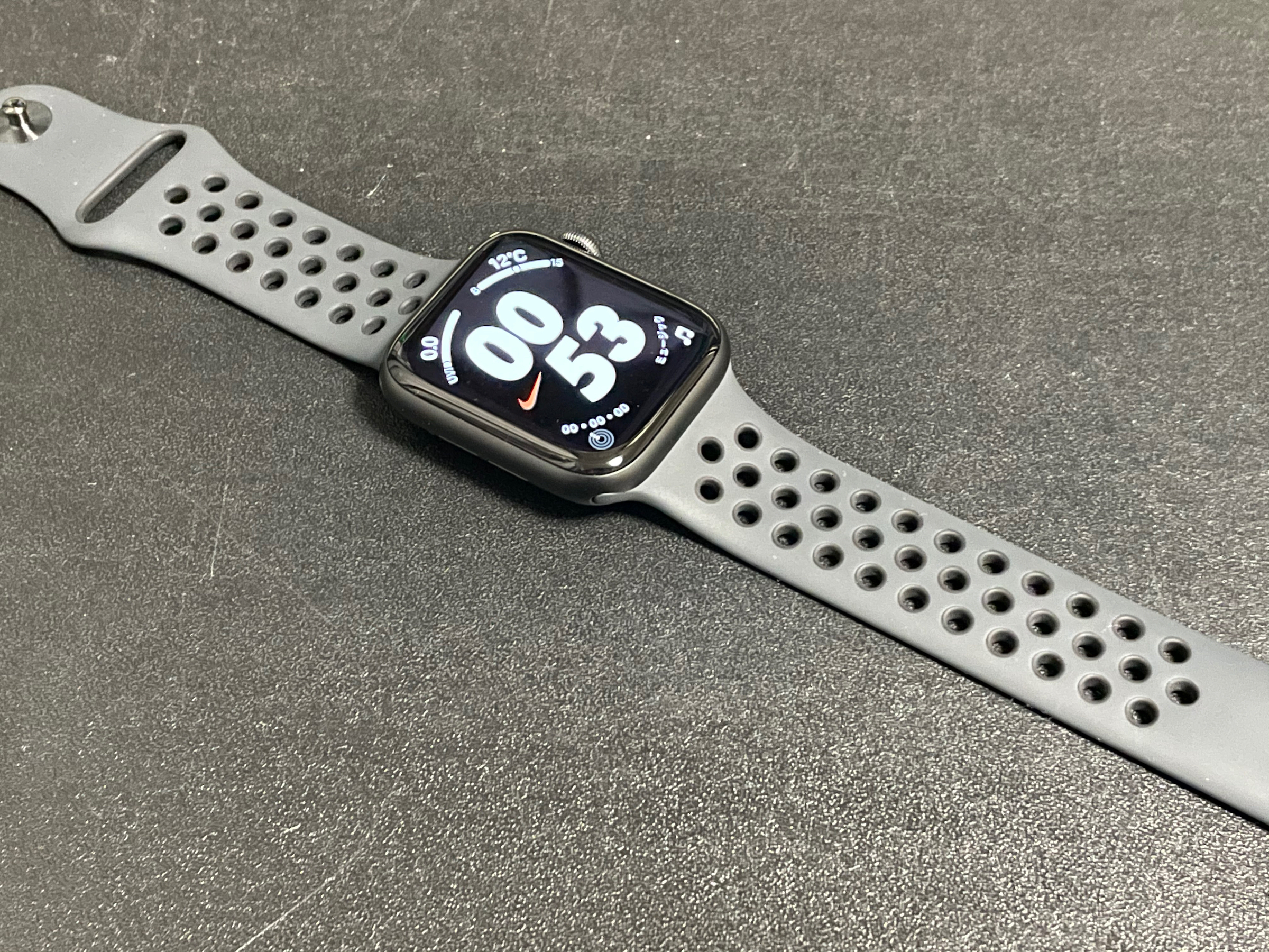 Apple Watch Series 6(GPSモデル)- 44mm | ICOの秘密