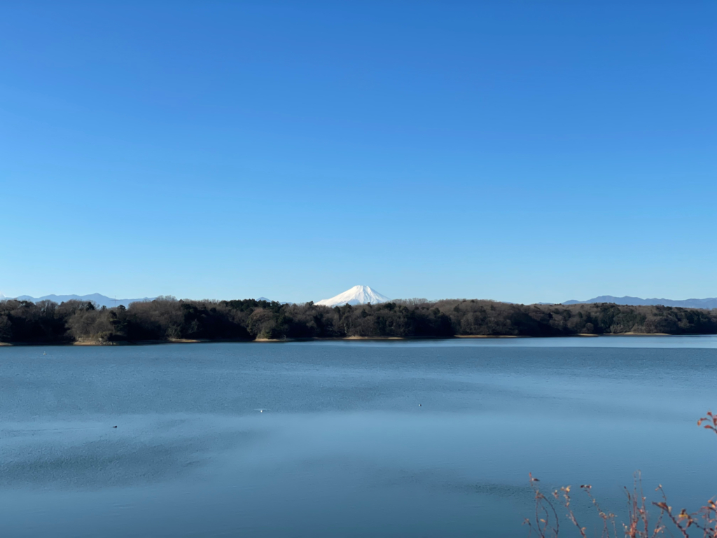 狭山湖からみた富士山