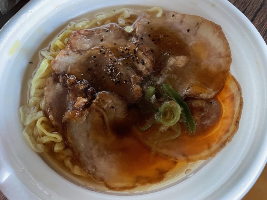 セブンイレブンのチャーシュー麺