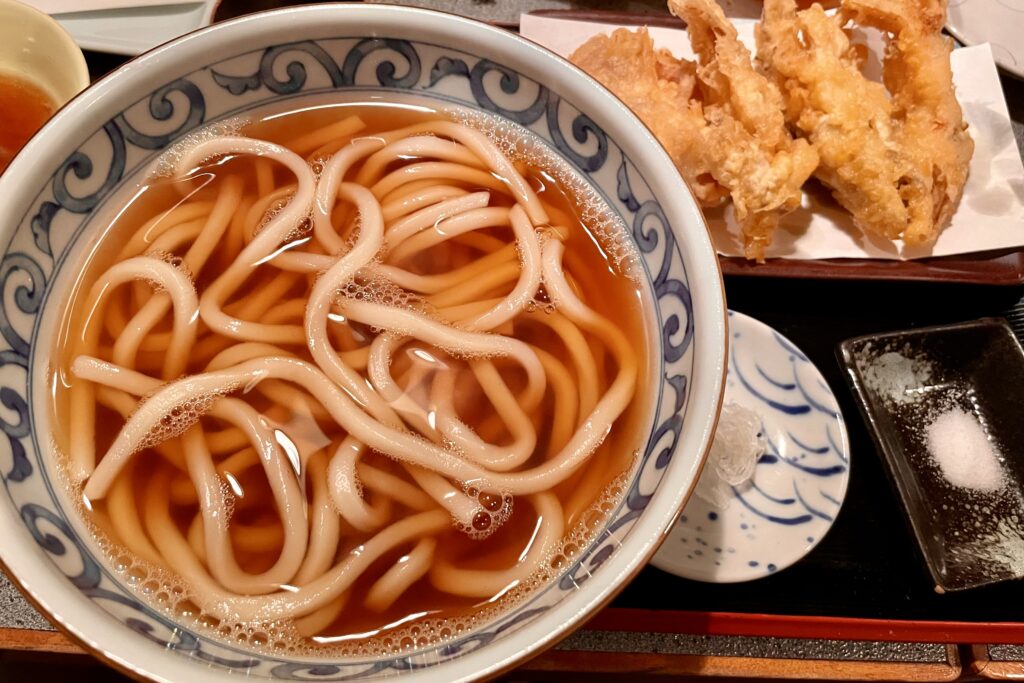 舞茸の天ぷらうどん