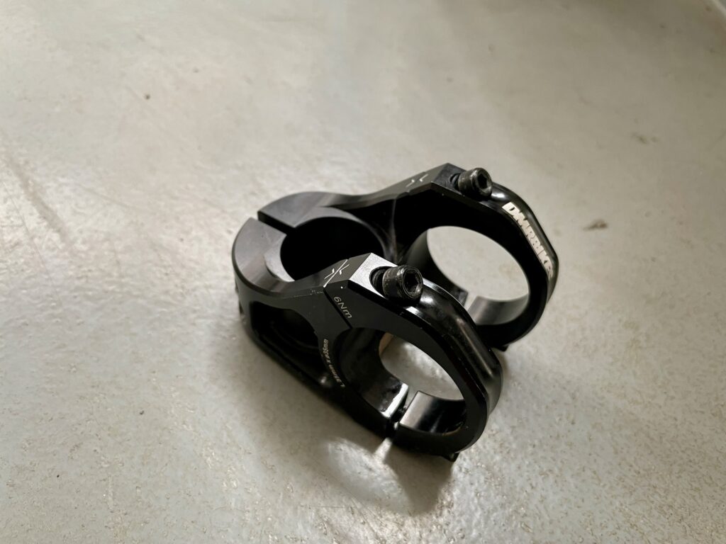 DMR DEFY 35