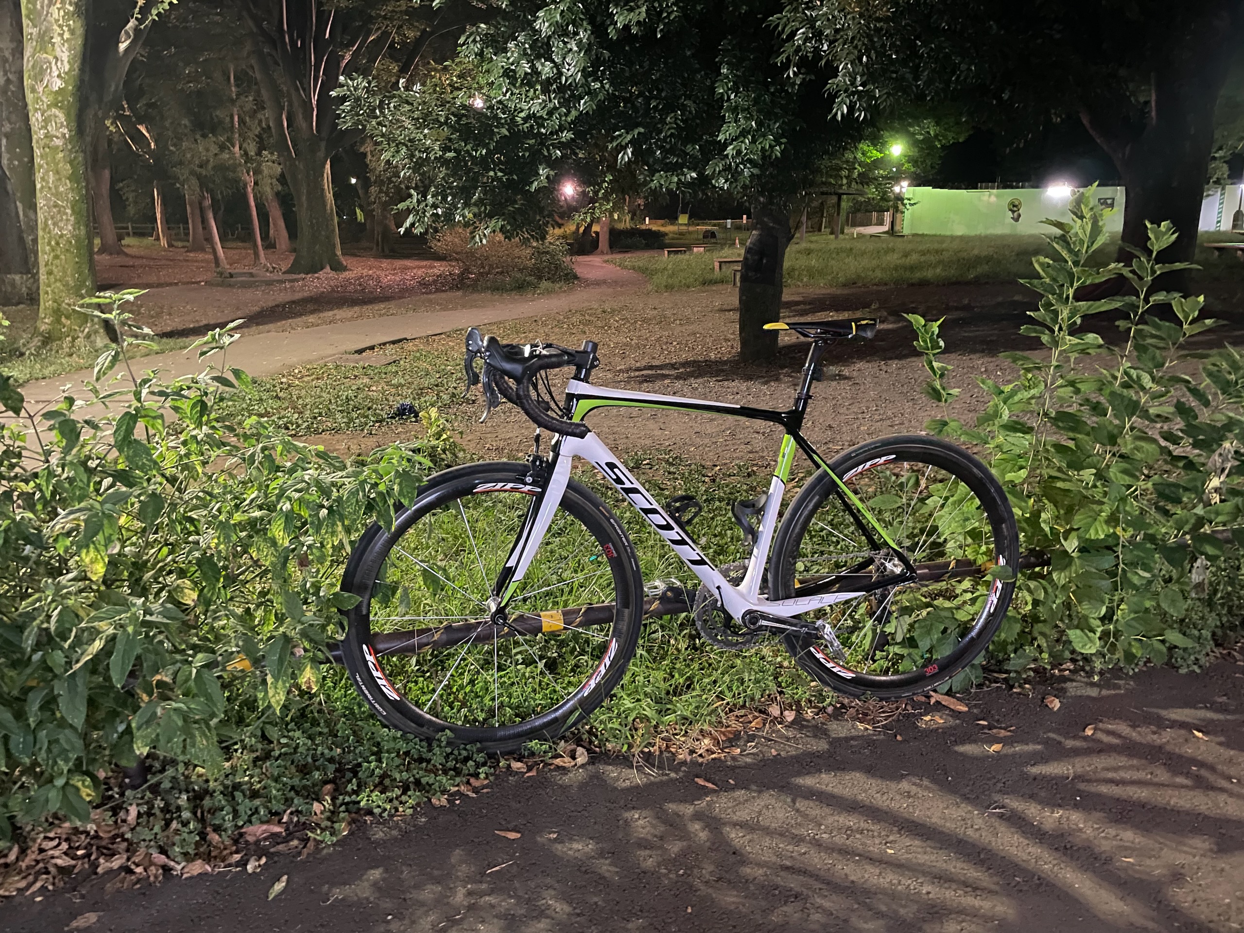 SCOTT SOLACE 30