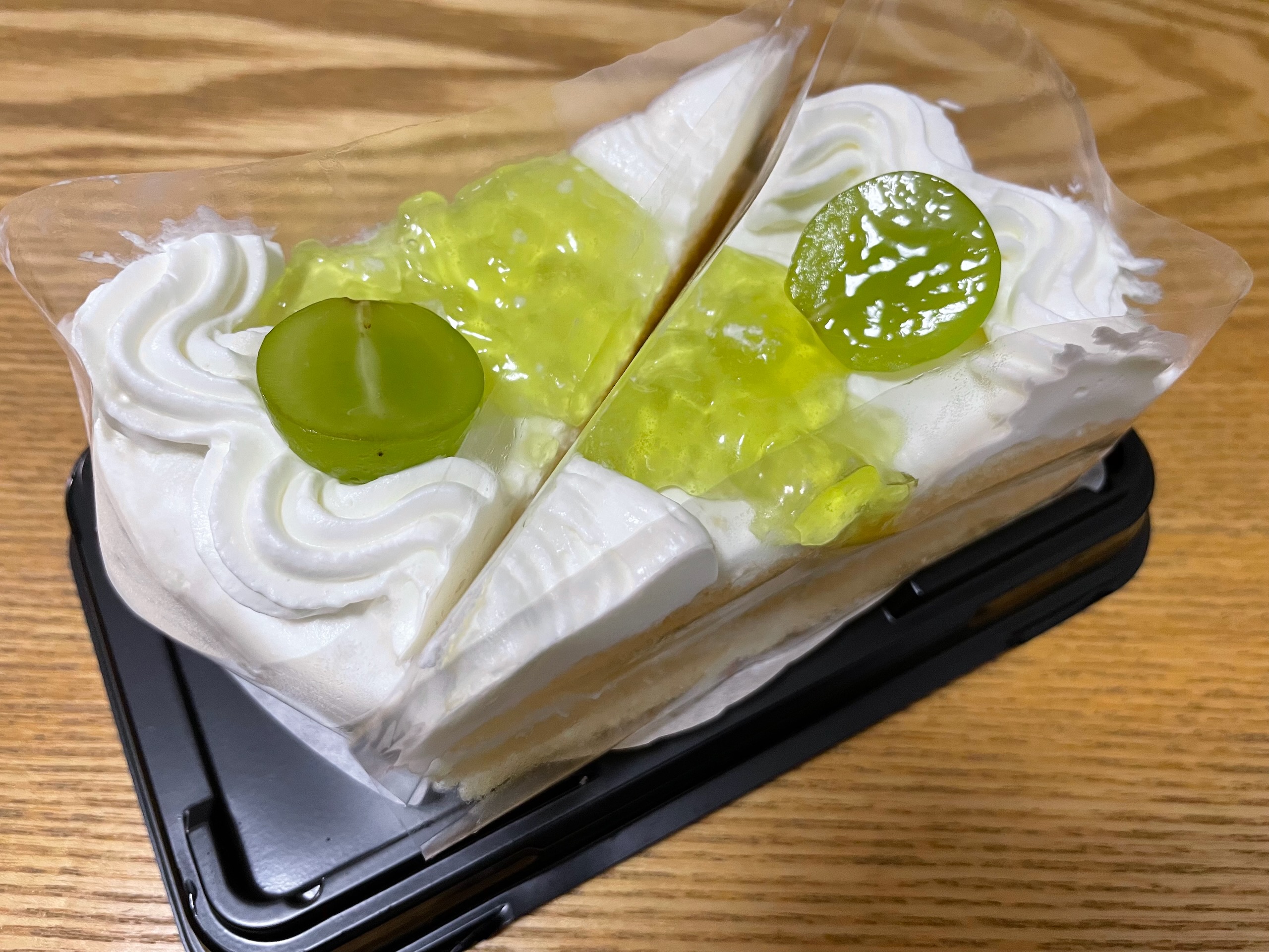 マスカットゼリーのショートケーキ