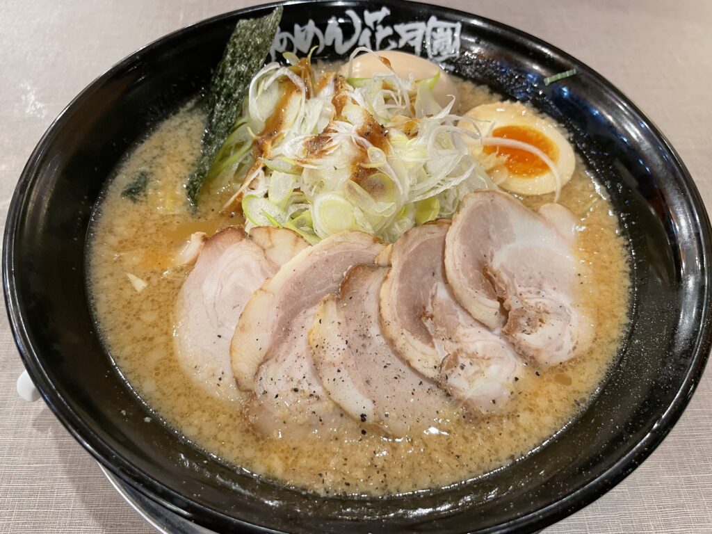 らあめん花月嵐 嵐げんこつチャーシューめん