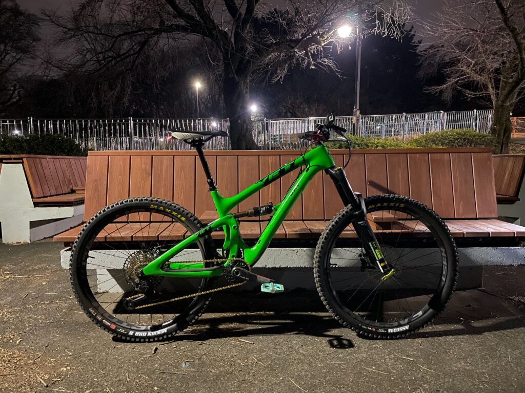 昨日とはまた別な乗り物になった感じ