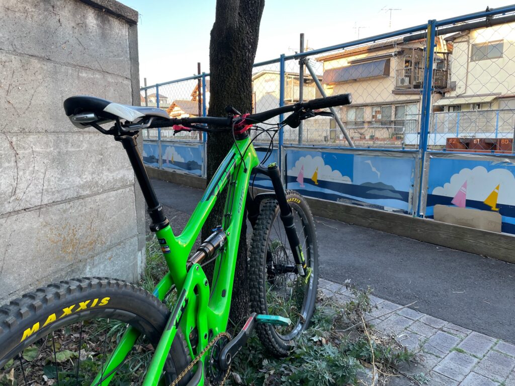 ドロッパーレバーの角度がちょっと悪かった