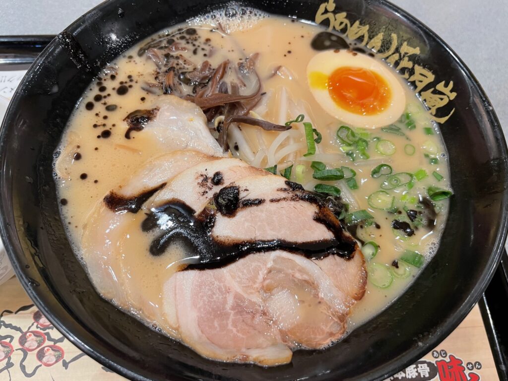 味千拉麺 黒マー油ラーメン