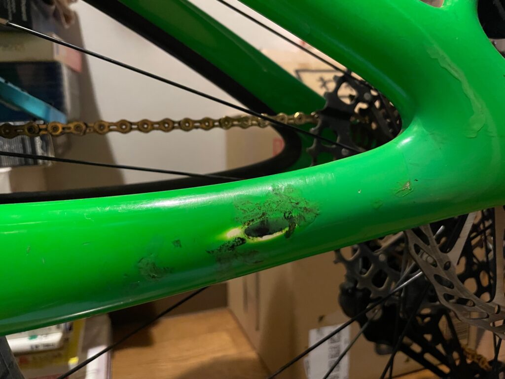 今日はこの傷を修復