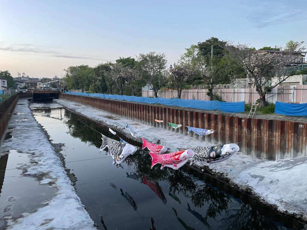 なかなか工事も終わらない