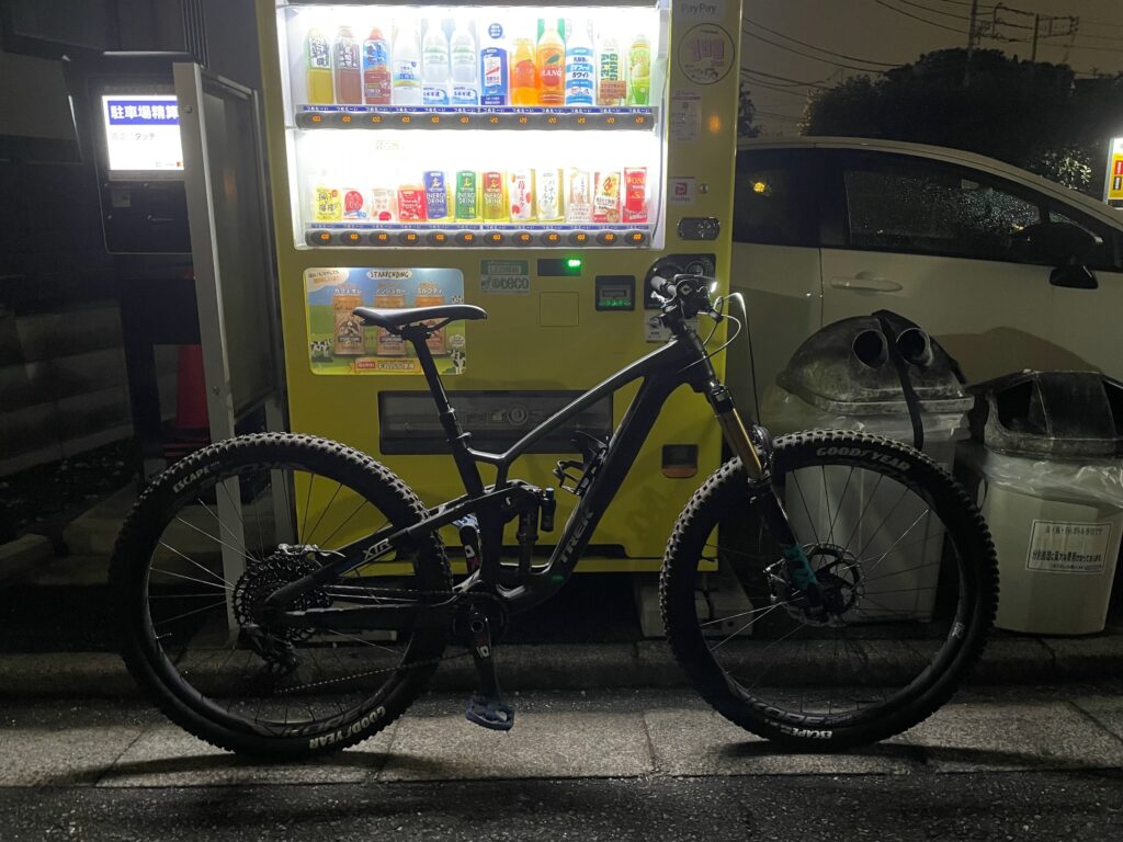 折り返し地点の自動販売機
