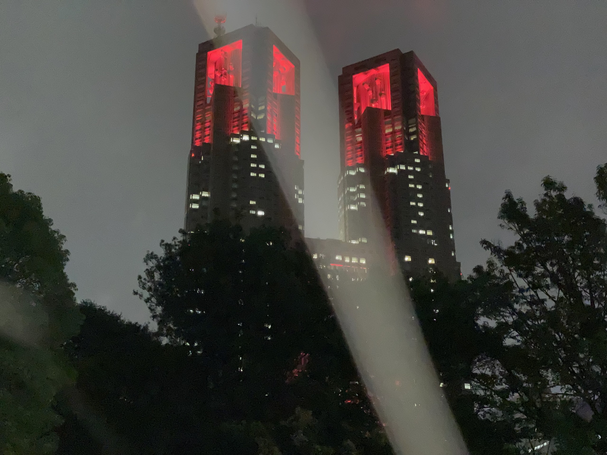 怪光が写り込む